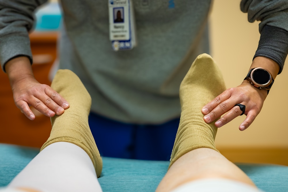 Bends Foot and Ankle